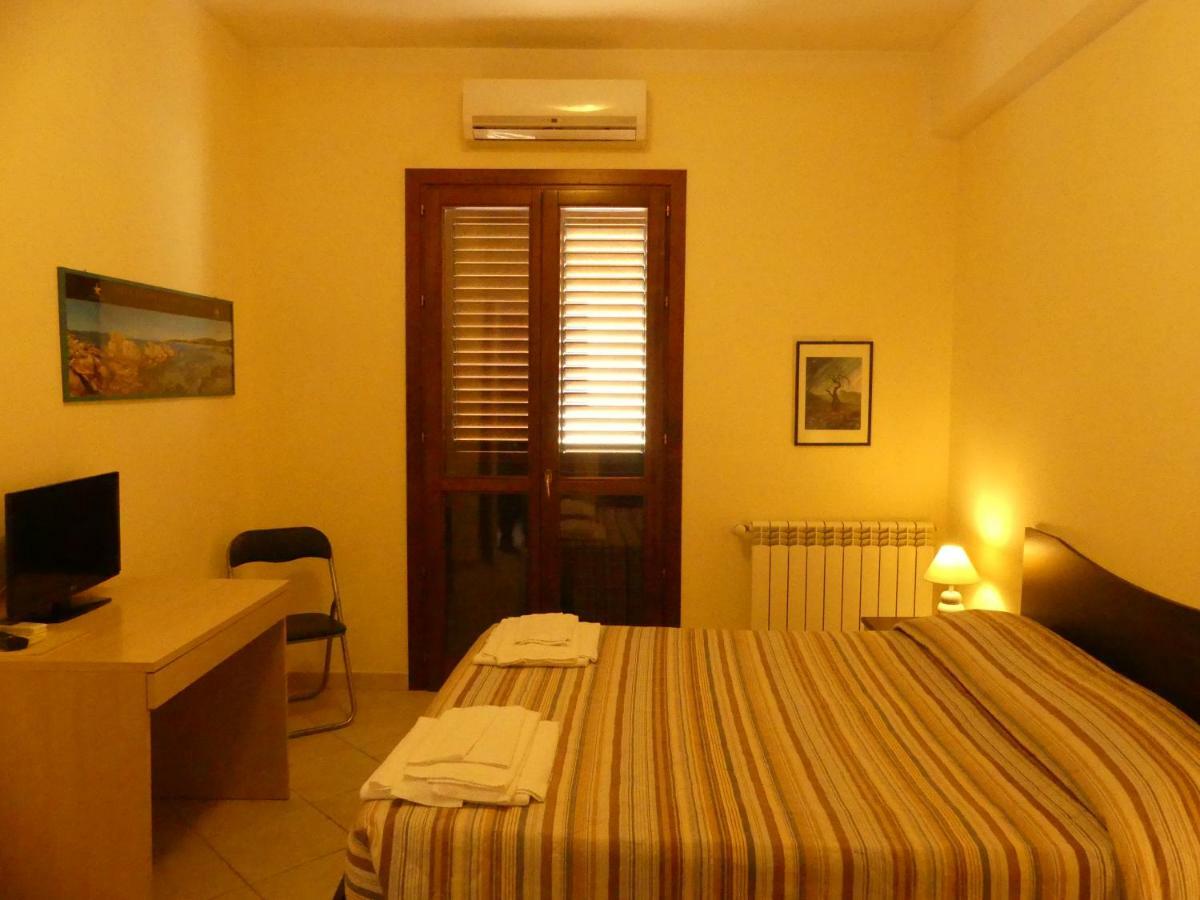 Hotel Beb 2000 Sassari Zewnętrze zdjęcie